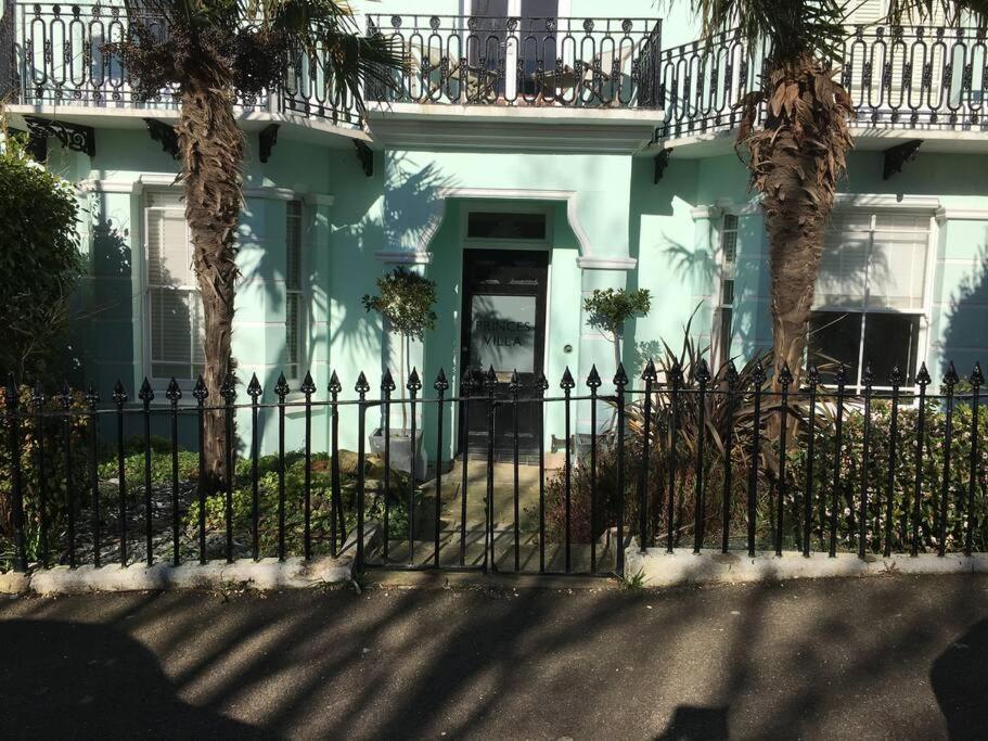 Princes Villa - Large Fully Self Contained Flat, 5 Minutes From The Sea Hastings Exterior photo