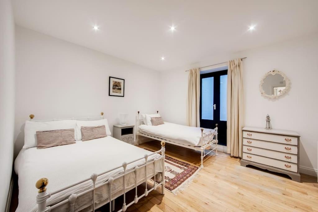 Princes Villa - Large Fully Self Contained Flat, 5 Minutes From The Sea Hastings Exterior photo
