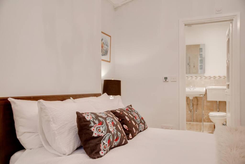 Princes Villa - Large Fully Self Contained Flat, 5 Minutes From The Sea Hastings Exterior photo