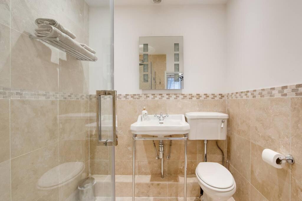 Princes Villa - Large Fully Self Contained Flat, 5 Minutes From The Sea Hastings Exterior photo